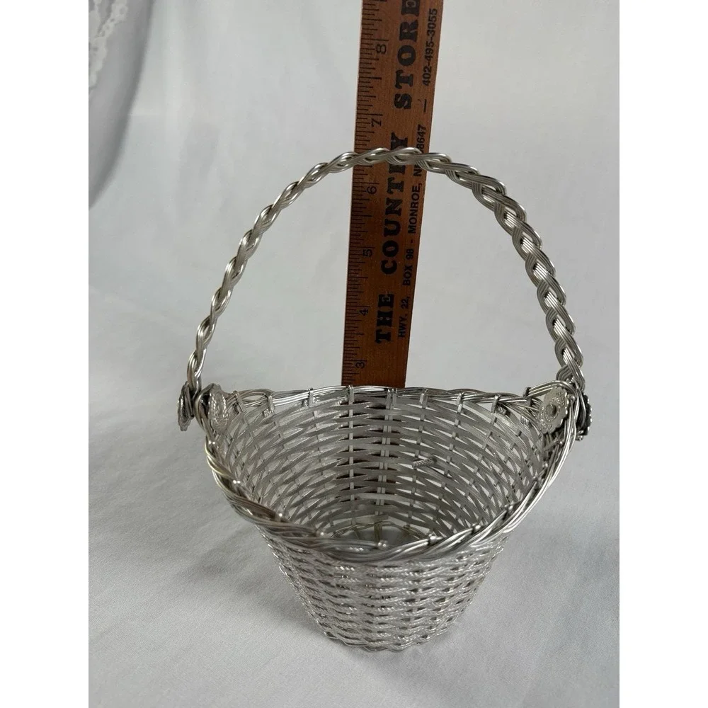 1960s Avon Woven Basket Silver Tone Aluminum Hinged Handle 6.5